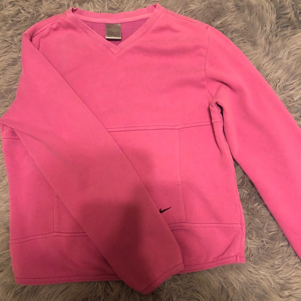 Y2K pink Nike cropped hoodie